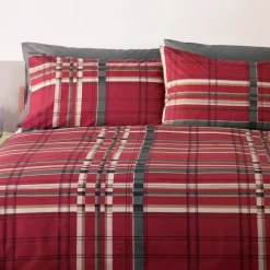 Completo Copripiumone matrimoniale Bassetti Kilt scozzese rosso