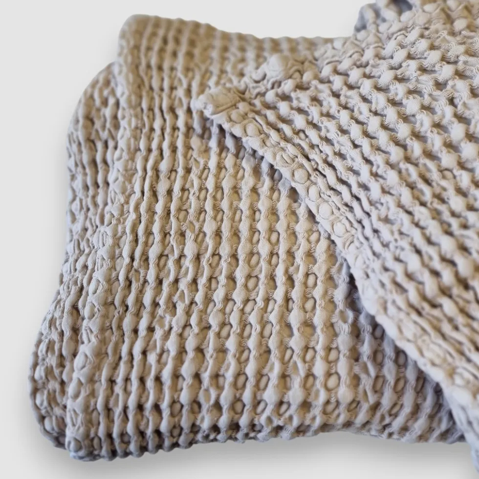 Copriletto matrimoniale Apone, beige, tessuto goffrato, 260x260 cm