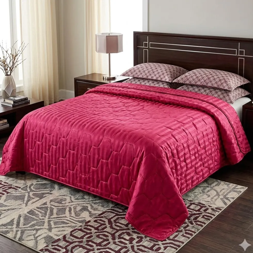 Copriletto trapuntato primaverile ALLURE 2 piazze riga jacquard bordeaux