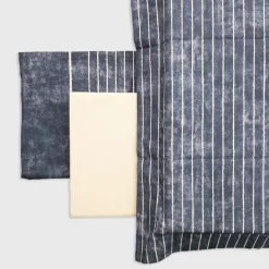 Lenzuola completo in percalle Carrara LINE righe blu navy