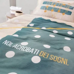 Lenzuola-copriletto matrimoniali in cotone Cogal Noi Acrobati dei Sogni