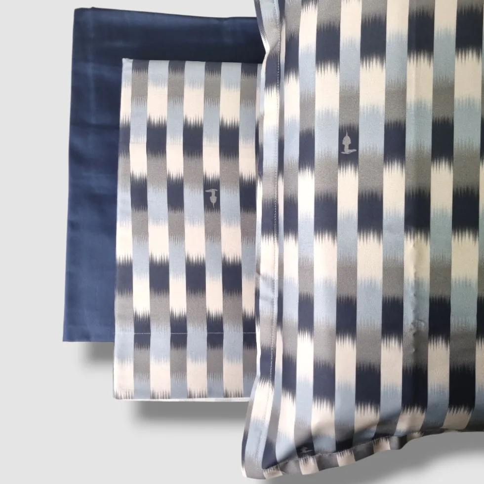 Lenzuola matrimoniale in raso Trussardi FIL A FIL bluette