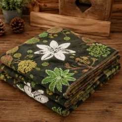 Plaid da divano 150x170 in morbida Lana Cotta Melograno verde