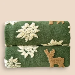 Plaid in Lana Cotta verde con Cervi Alpini - Soffice e Accogliente per Casa