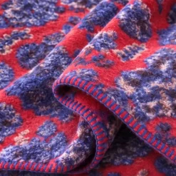 Plaid lana cotta 150x170 cm con motivo floreale-ramage rosso e blu