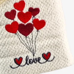 Set asciugamani romantici con cuori e scritta love
