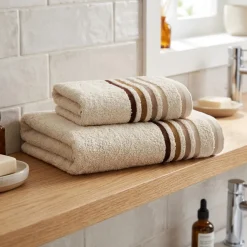 Set asciugamani viso 60x110 e ospite 40x60 beige con bordino multicolore