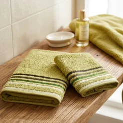 Set asciugamano medio + ospite verde erba con bordo