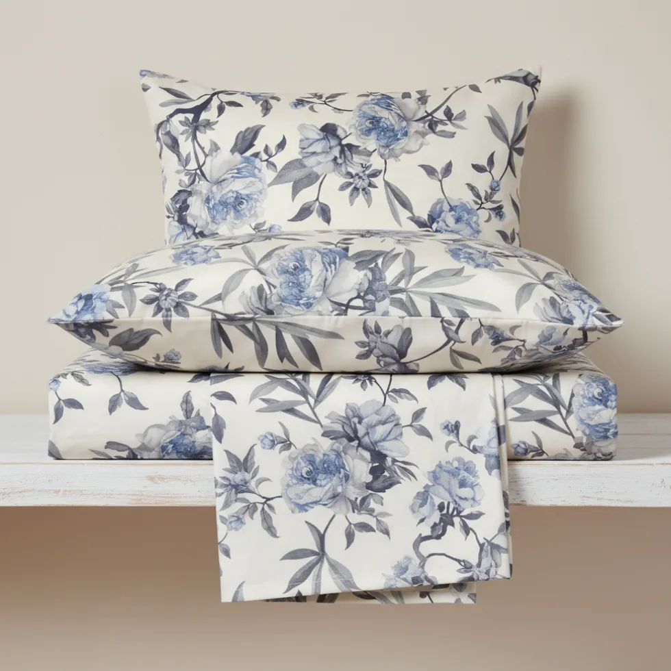 Set lenzuola matrimoniale MIRABELLO in raso Oriental Peony grigio-blu