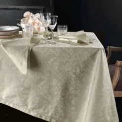 Tovaglia PIAZZA PITTI 180x280 cm in fiandra con 12 tovaglioli sabbia Manuela